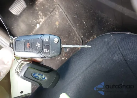 2014 Ford Fusion Se z USA, uszkodzony, nr VIN 3FA6P0H77ER304222